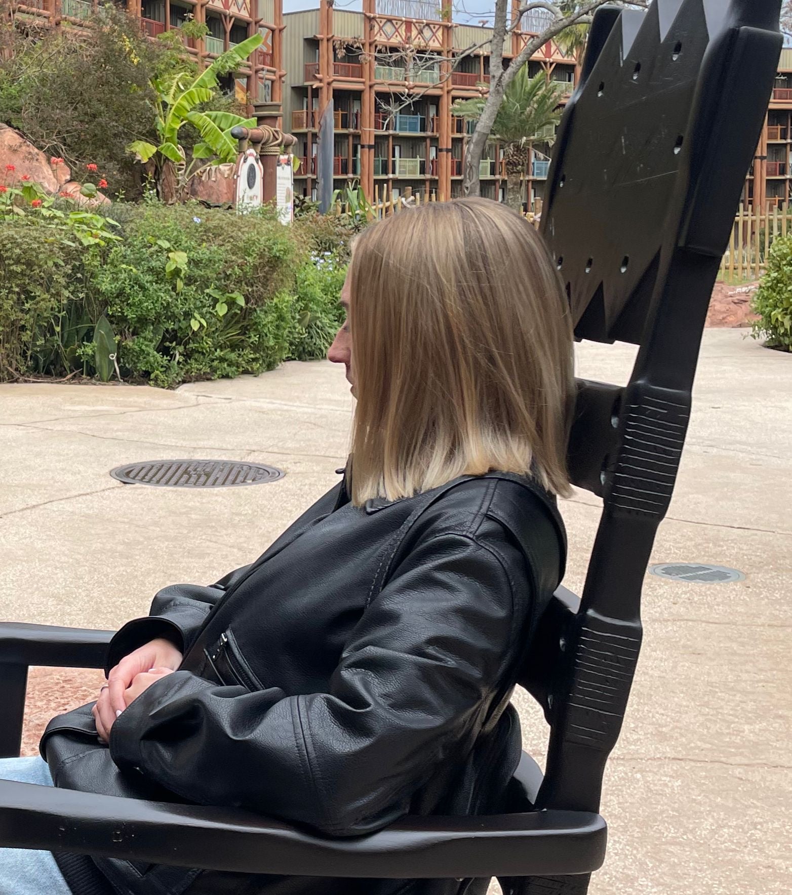 woman-with-damaged-blonde-hair-that-wont-grow